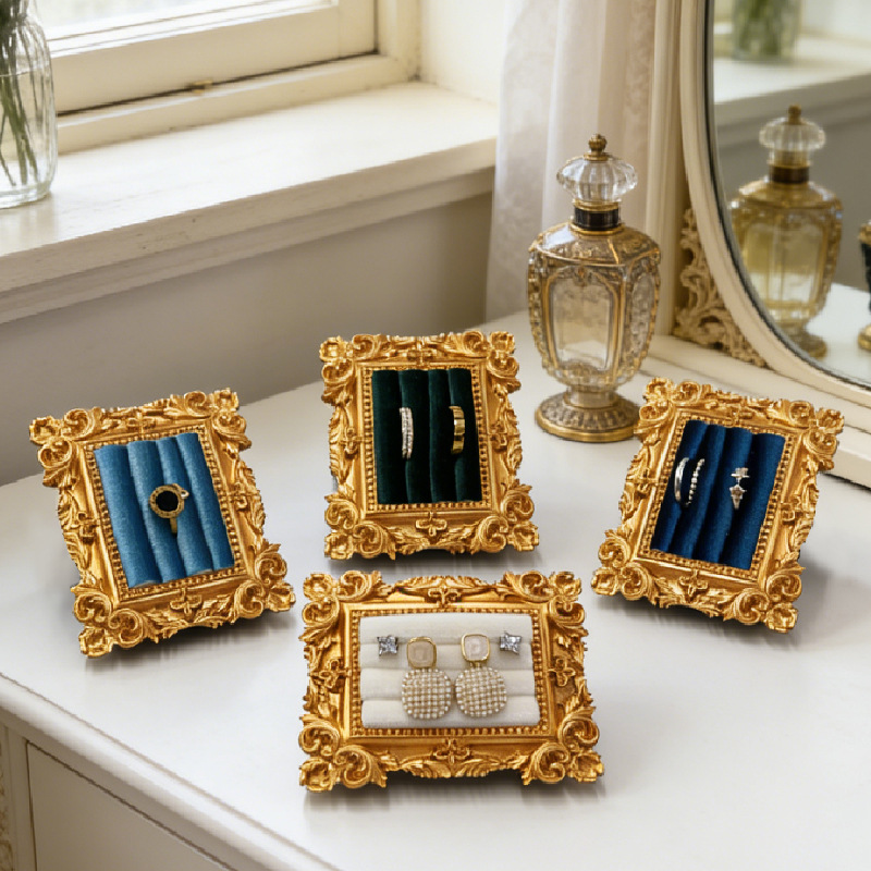 Vintage Picture Frame Ring Dis - Body Jewelry Display ulasan dan harga