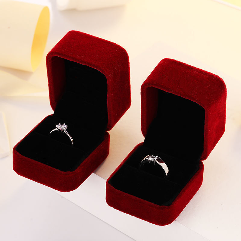 Square Red Engagement Velvet E - Body Jewelry Display ulasan dan harga