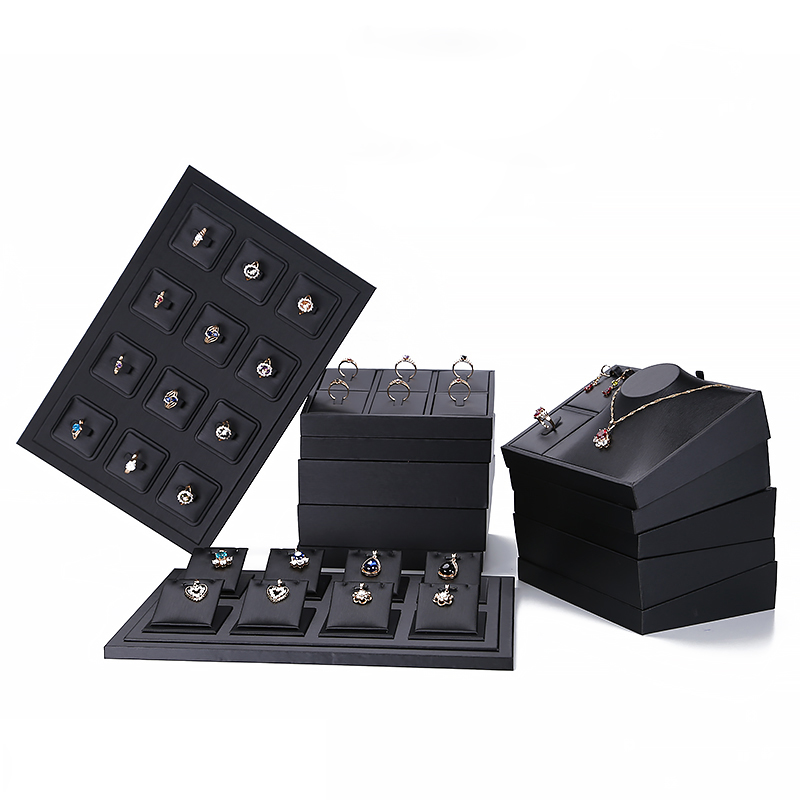 Superior Black PU Leather Ring - Body Jewelry Display ulasan dan harga
